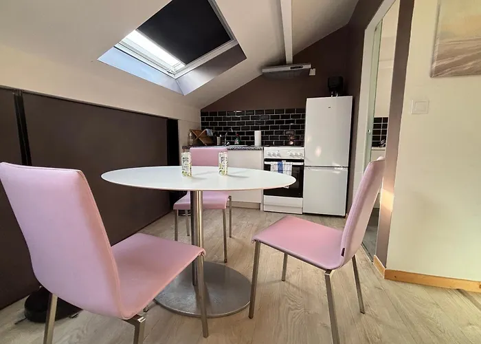 4 Personnes 3 Lits Wifi Parking Apartmán