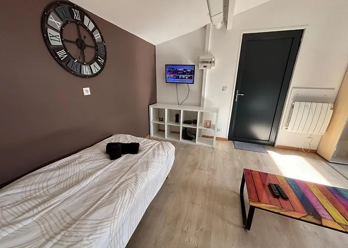 4 Personnes 3 Lits Wifi Parking Apartmán Thionville
