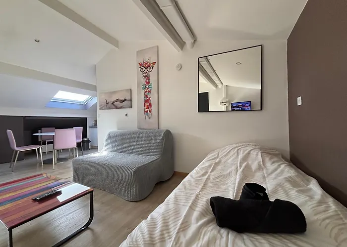 Apartmán 4 Personnes 3 Lits Wifi Parking